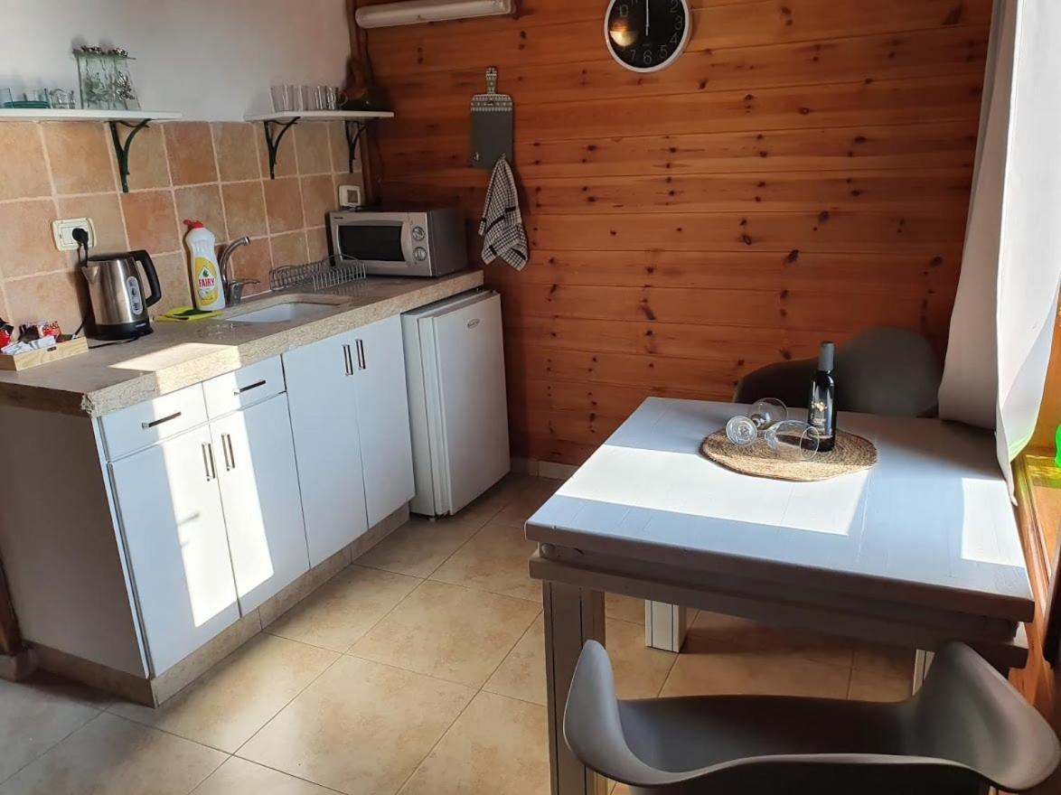 Sharvit Hakesem Livnim Exterior foto